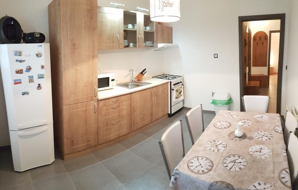 Apartman Anro Kanianka Exteriör bild